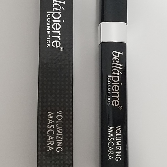 FINAL SALE - NWT - Bella Piere Volumizing Mascara - Picture 1 of 1